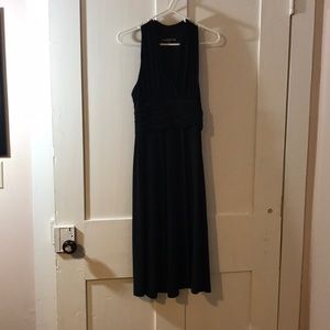 Sleeveless black stretchy dress